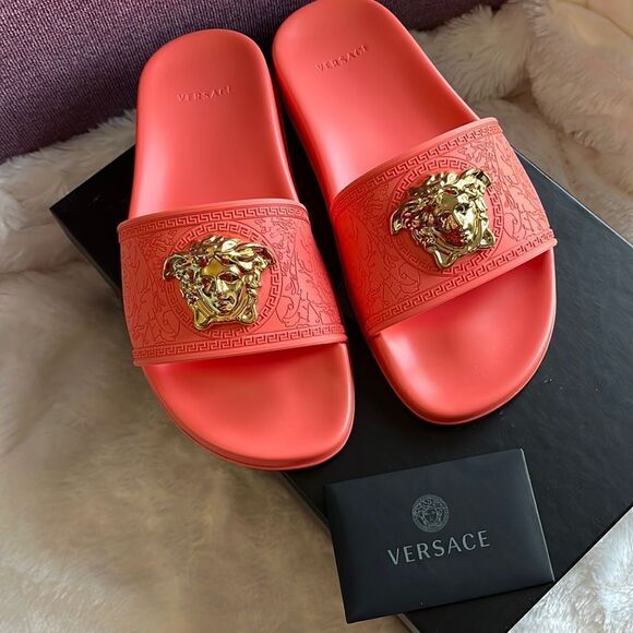 Ladies Versace slides  - Picture 1 of 8